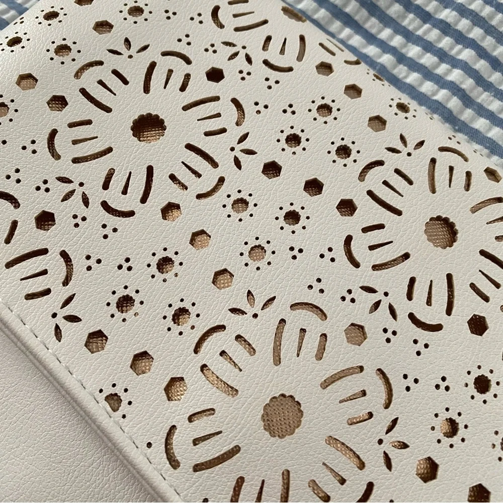 Kelly & Katie Handbag - Picture 2 of 7